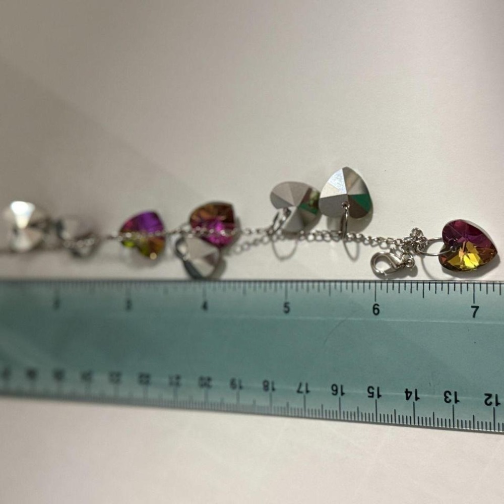 Rainbow iridescent pink hearts charm bracelet - Picture 4 of 4